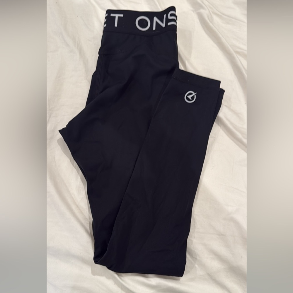 Onset Black Leggings
